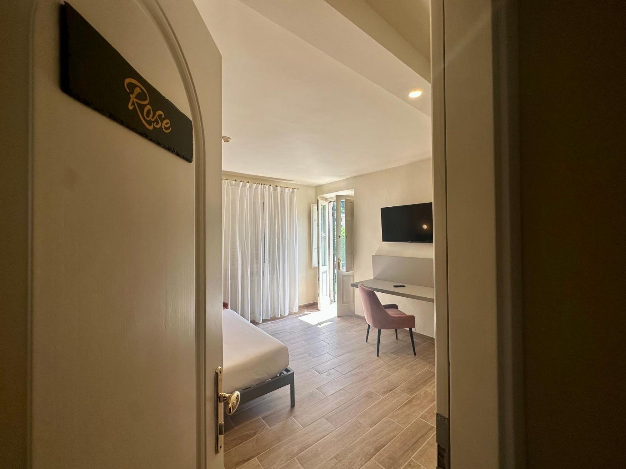 La Ninfa Hotel บาญญี ดี ลุกกา ภายนอก รูปภาพ